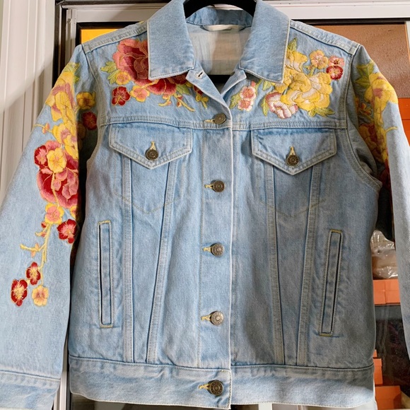 gucci embroidered jean jacket